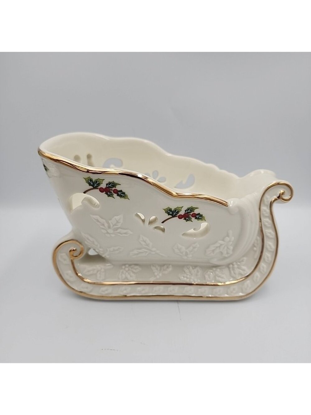 PartyLite Holly Leaf Sleigh Candle Holder P7663 Christmas Ceramic